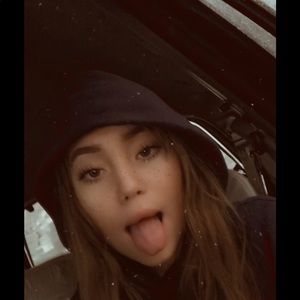 Meet your Posher, Monica